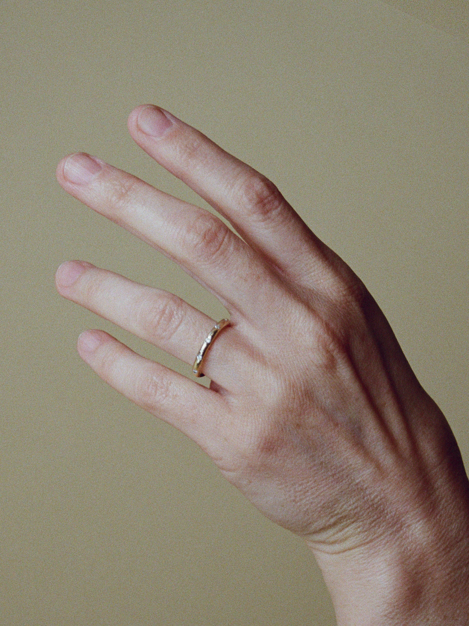 2.4mm wedding band with diamonds