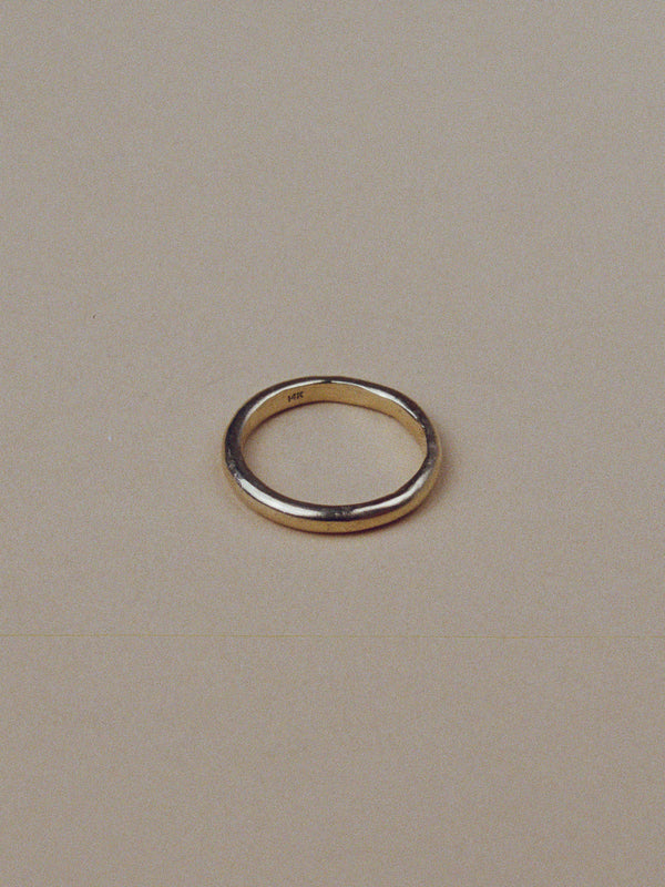 2.5mm wedding band