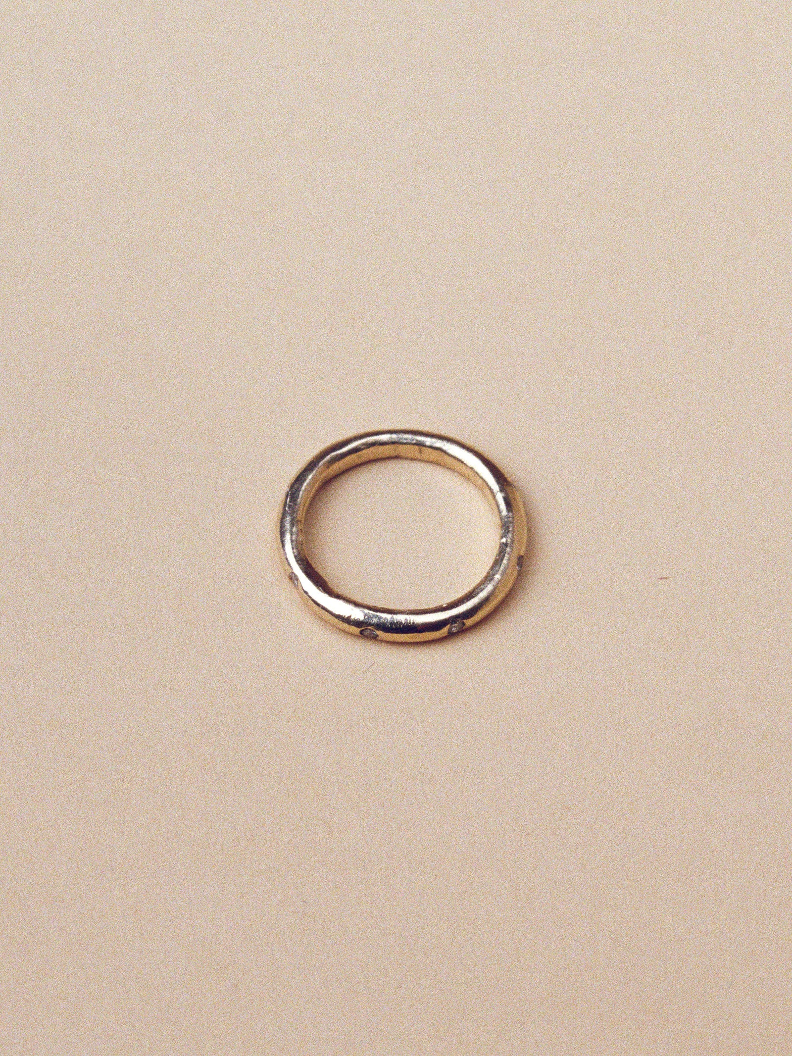 2.7mm wedding band with diamonds