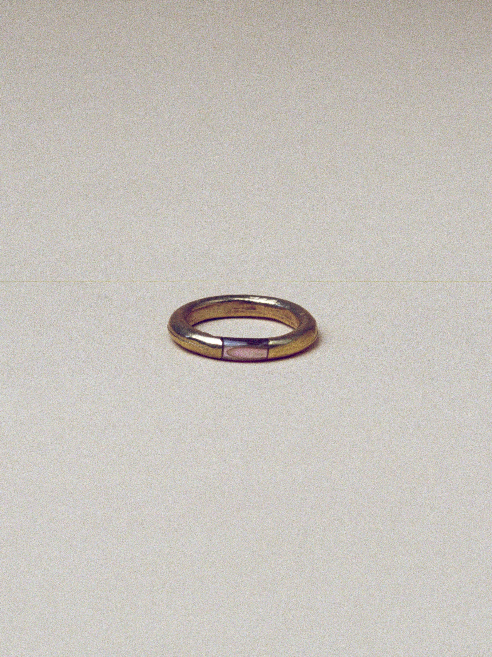 Rounded Band with Inlay