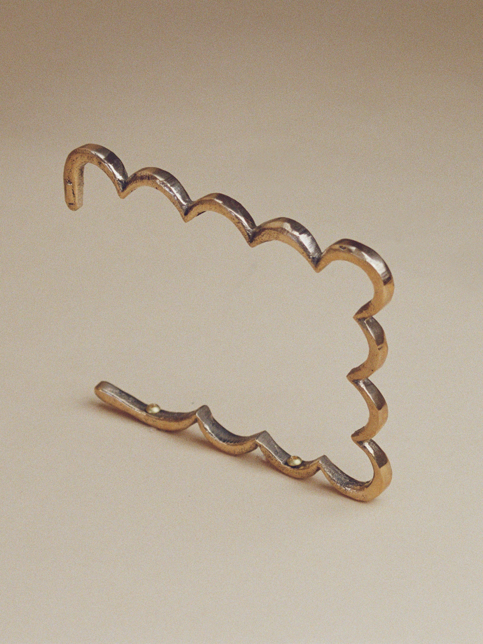 Scallop Toilet Paper Holder