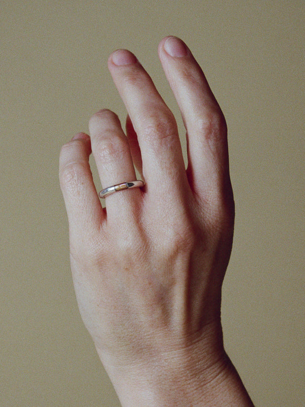 Rounded Band with Inlay