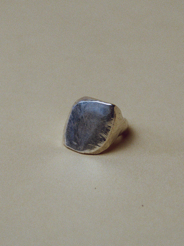 Ama Ring
