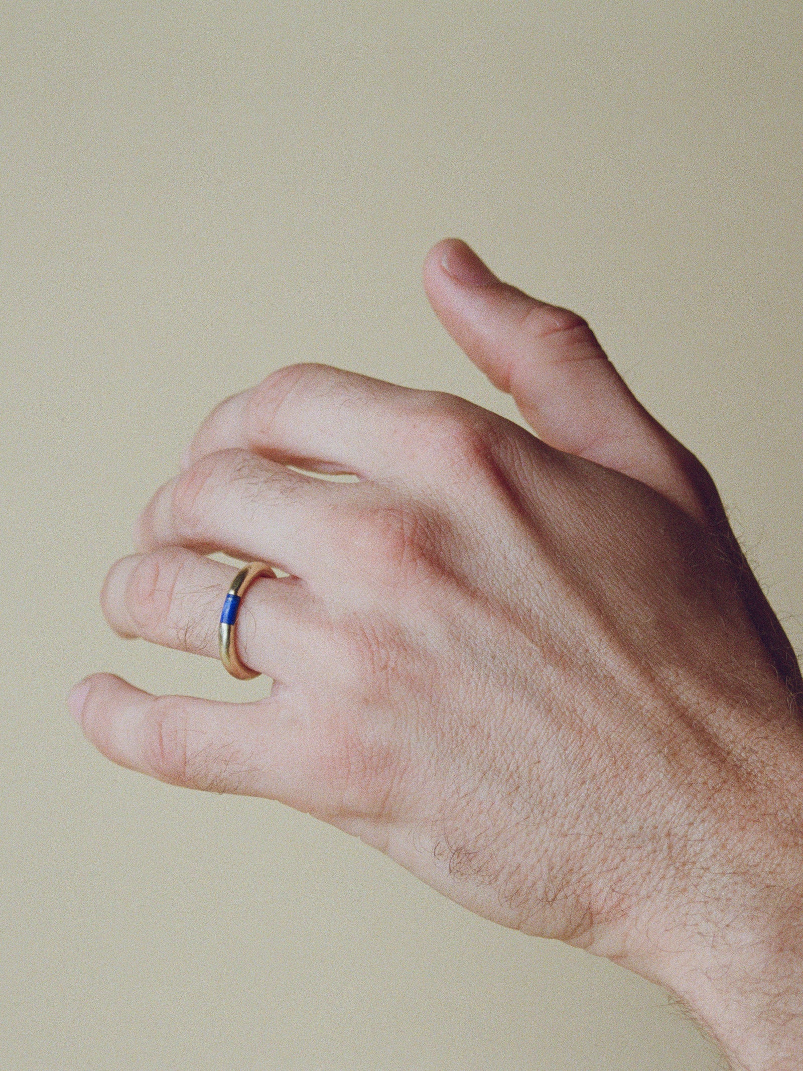 Rounded Band with Lapis Inlay