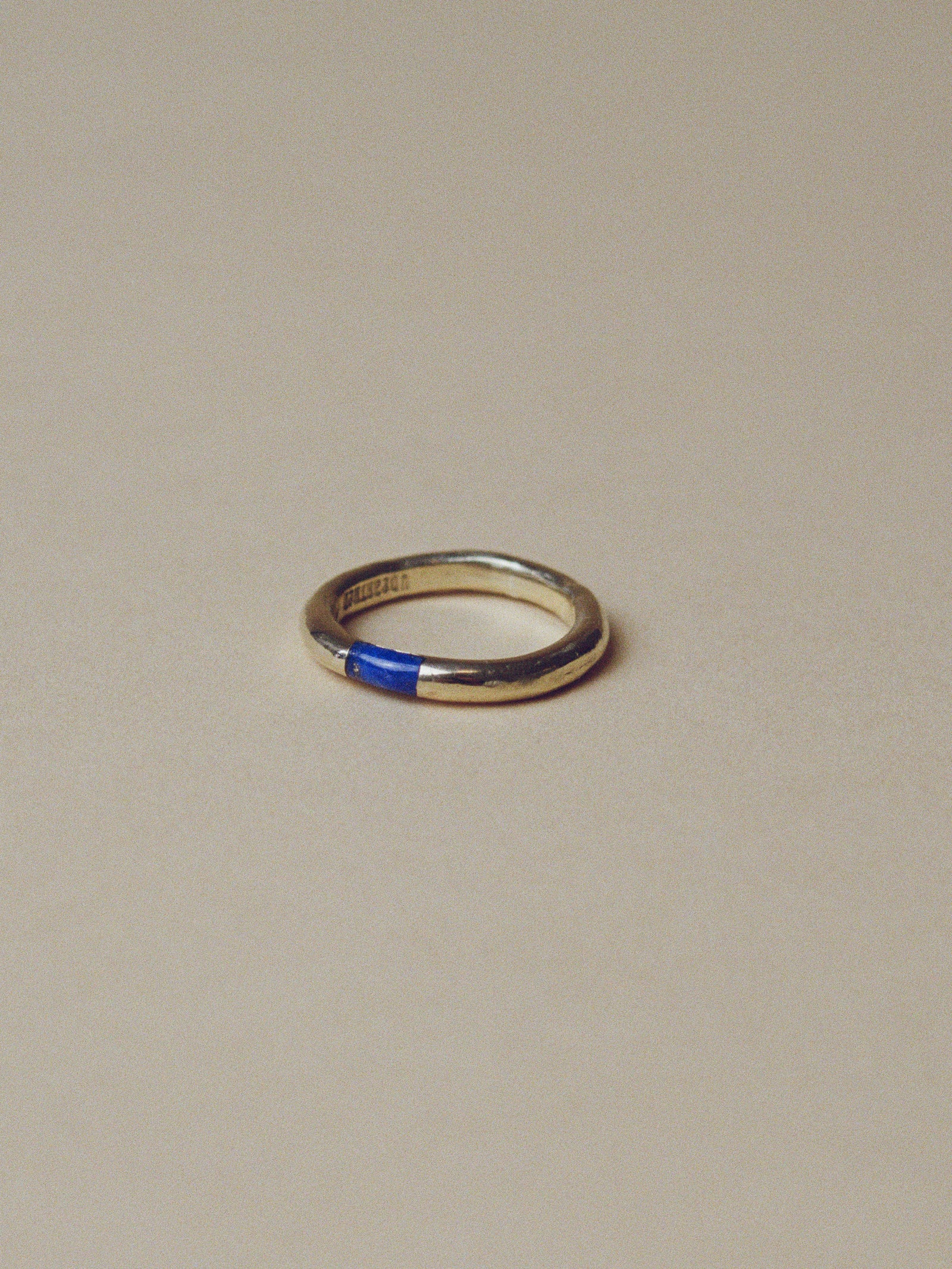 Rounded Band with Lapis Inlay