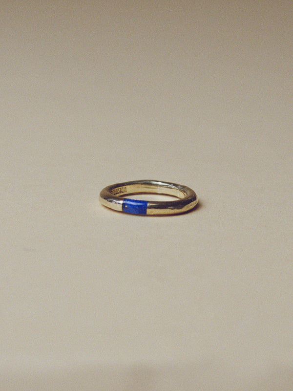 Rounded Band with Lapis Inlay