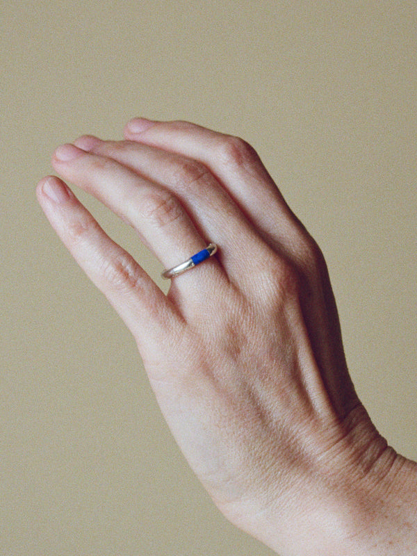 Rounded Band with Lapis Inlay
