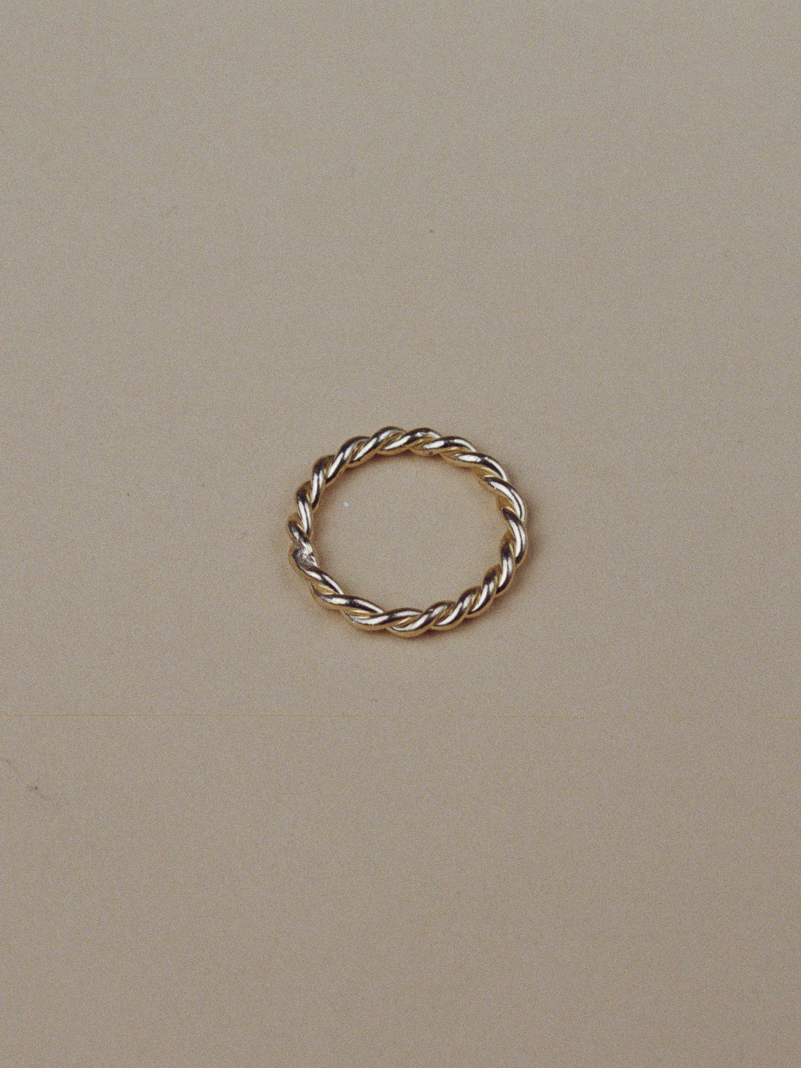 Thin Twist band